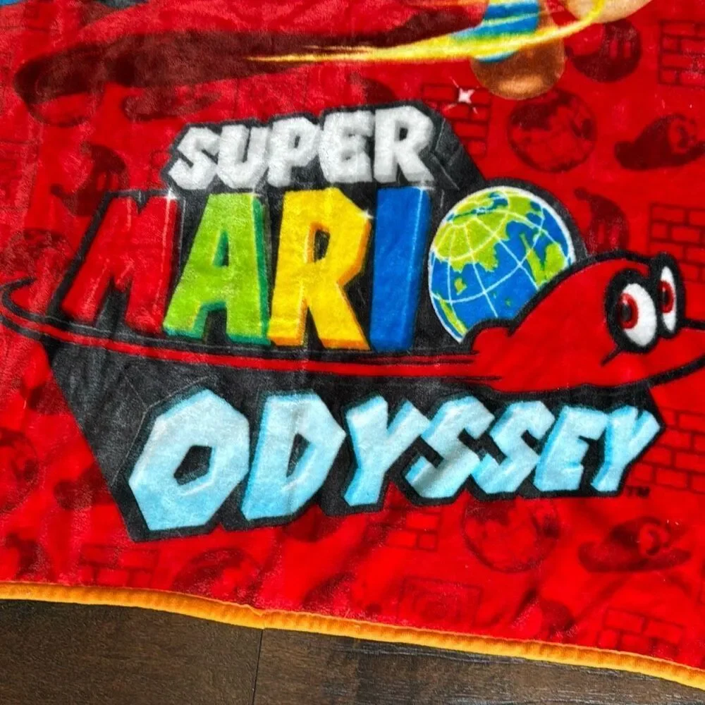 Nintendo Super Mario Bros odyssey plush throw blanket red blue‎
